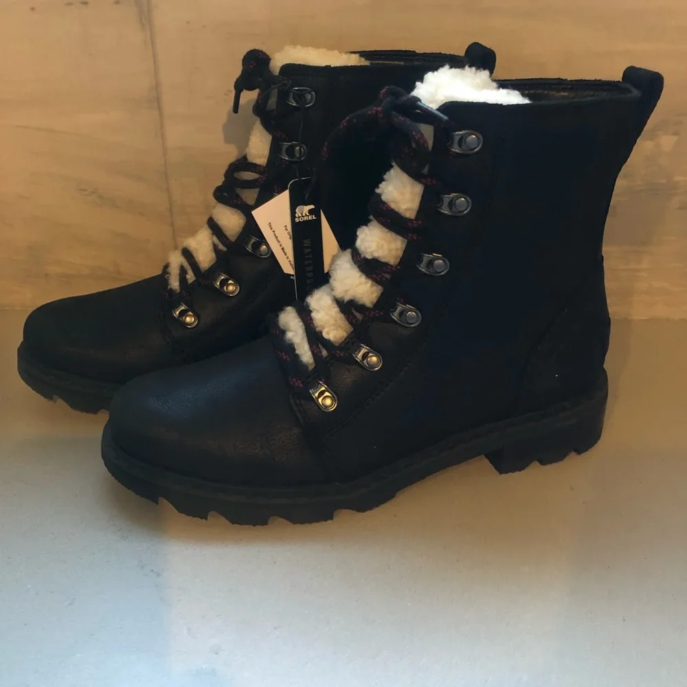 SOREL Lennox Lace Cozy Boot